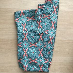 Medium Lavaloka leggings